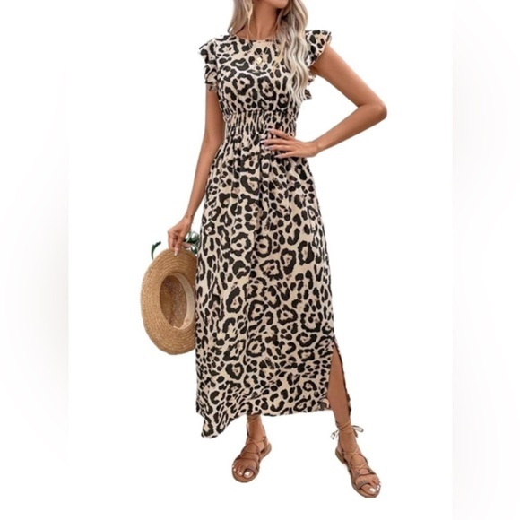 Dresses & Skirts - Women’s Animal Print Leopard Black Tan Maxi Long Ruffle Sleeve Dress Medium